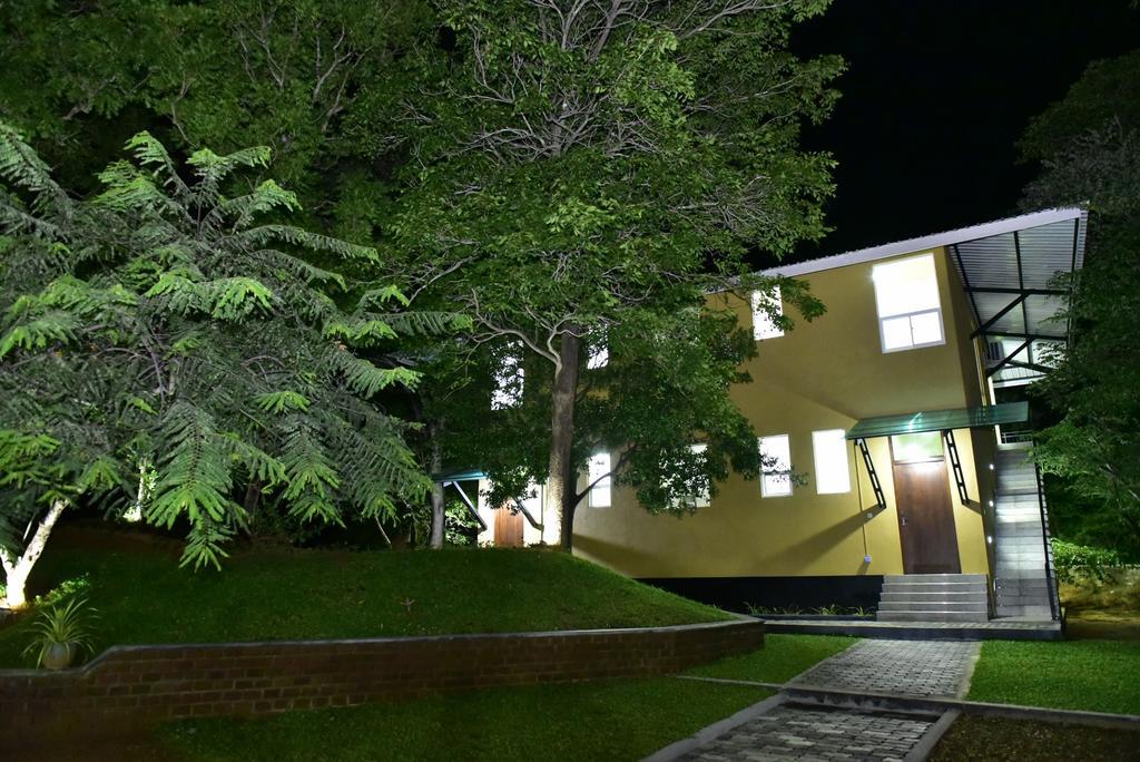 Wildescape Polonnaruwa Villa Екстериор снимка